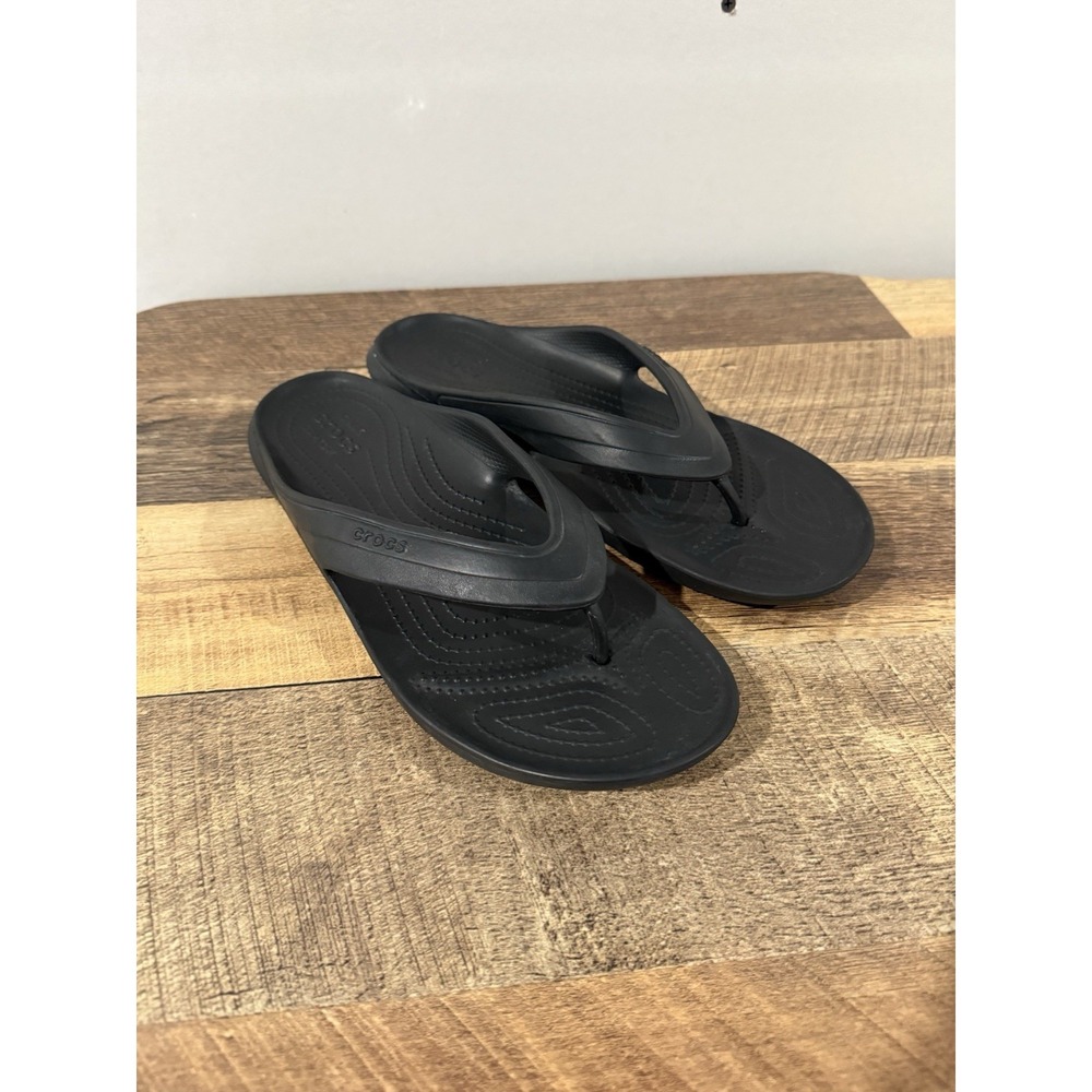 Crocs Kadee II Iconic Flip Flops Sandals Womens 10 Mens 8 Black Comfort Slides